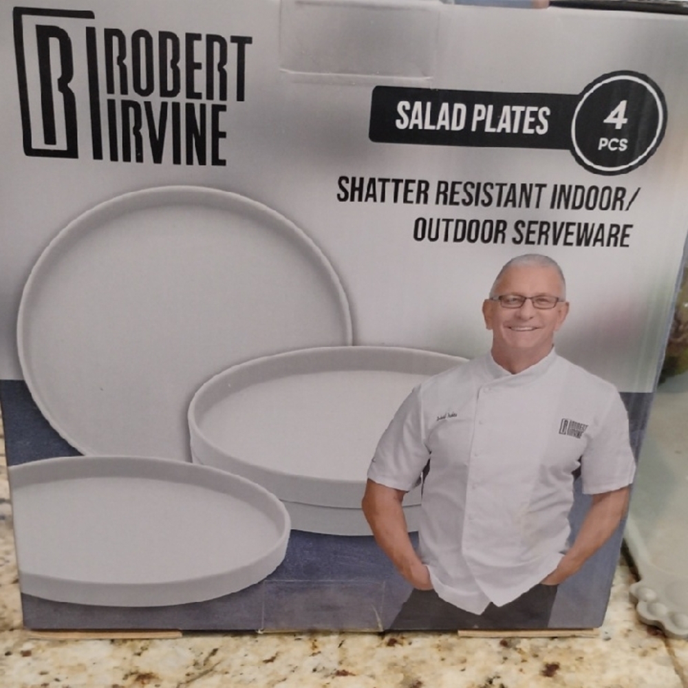 Robert Irvine White Shatter Resistant Salad Plates - 4 pcs
